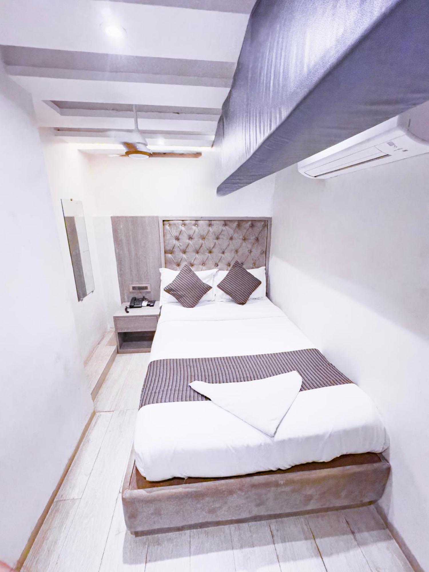 Hotel Winton Mumbai Exterior photo