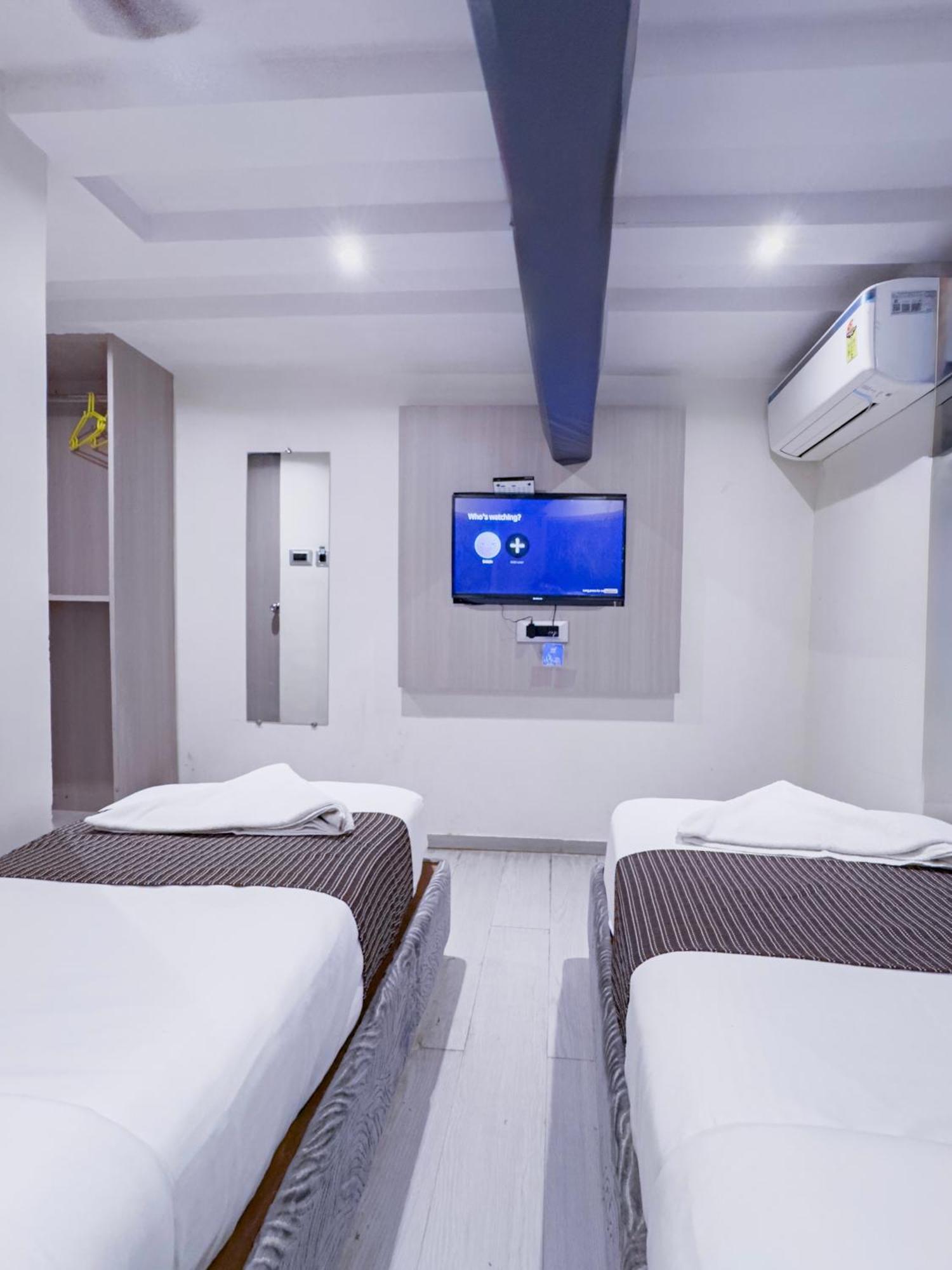 Hotel Winton Mumbai Exterior photo