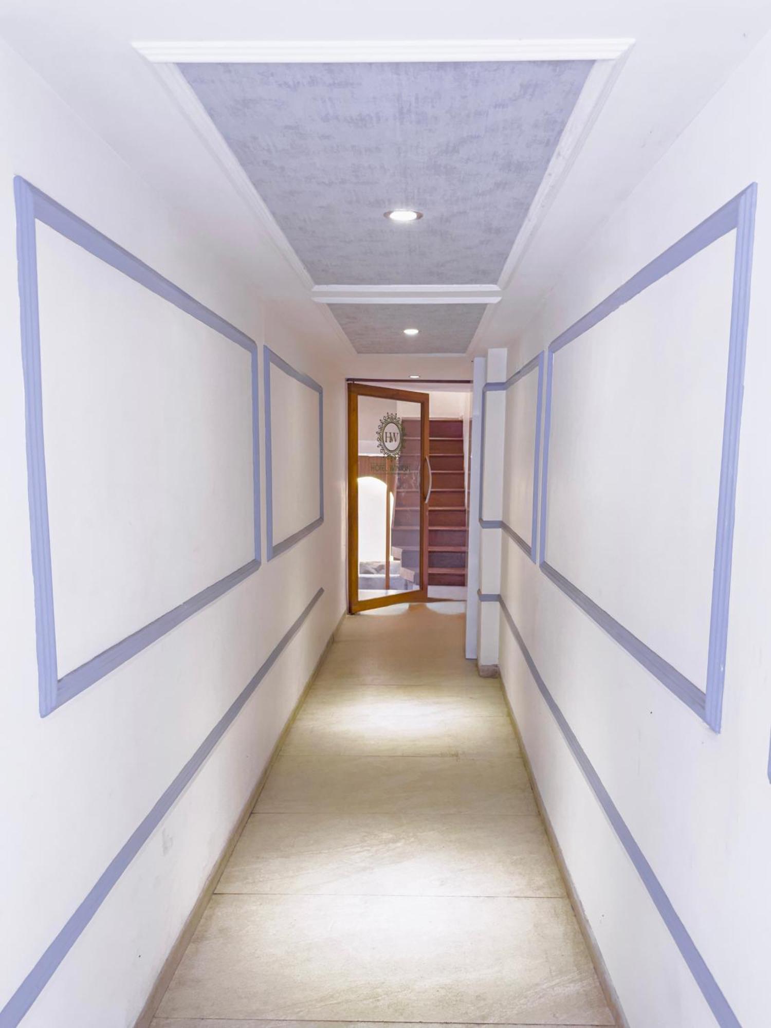 Hotel Winton Mumbai Exterior photo